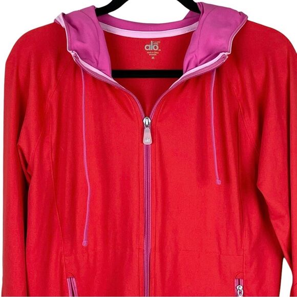 Alo Yoga Womens Red Hooded Jacket M Pink Stripe Trim Athletic Full Zip Athletic - Picture 4 of 10